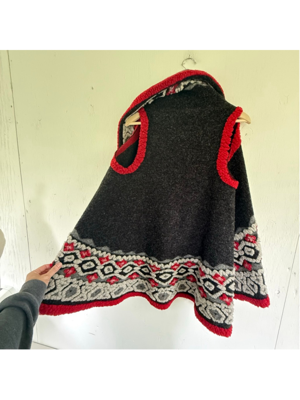 Montanaco Wool Blend Southwestern Draped Hooded Vest Size M/L/OS - Picture 3 of 7